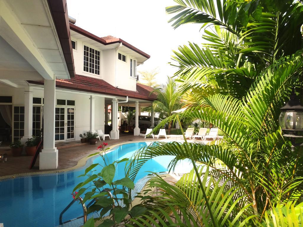 Rumah Putih Bed&Breakfast near KLIA&KLIA 2 Sepang Luaran gambar