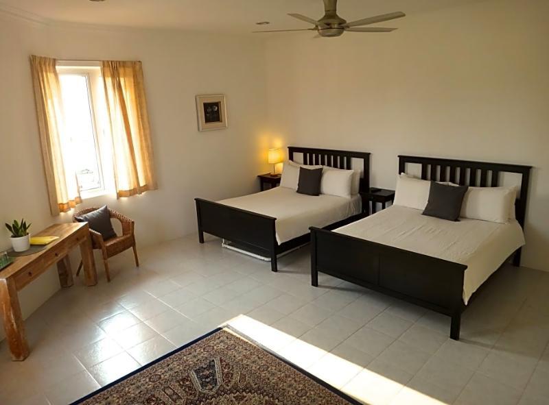 Rumah Putih Bed&Breakfast near KLIA&KLIA 2 Sepang Luaran gambar